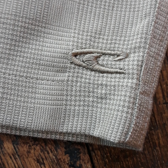 O’Neill - Picture 4 of 5